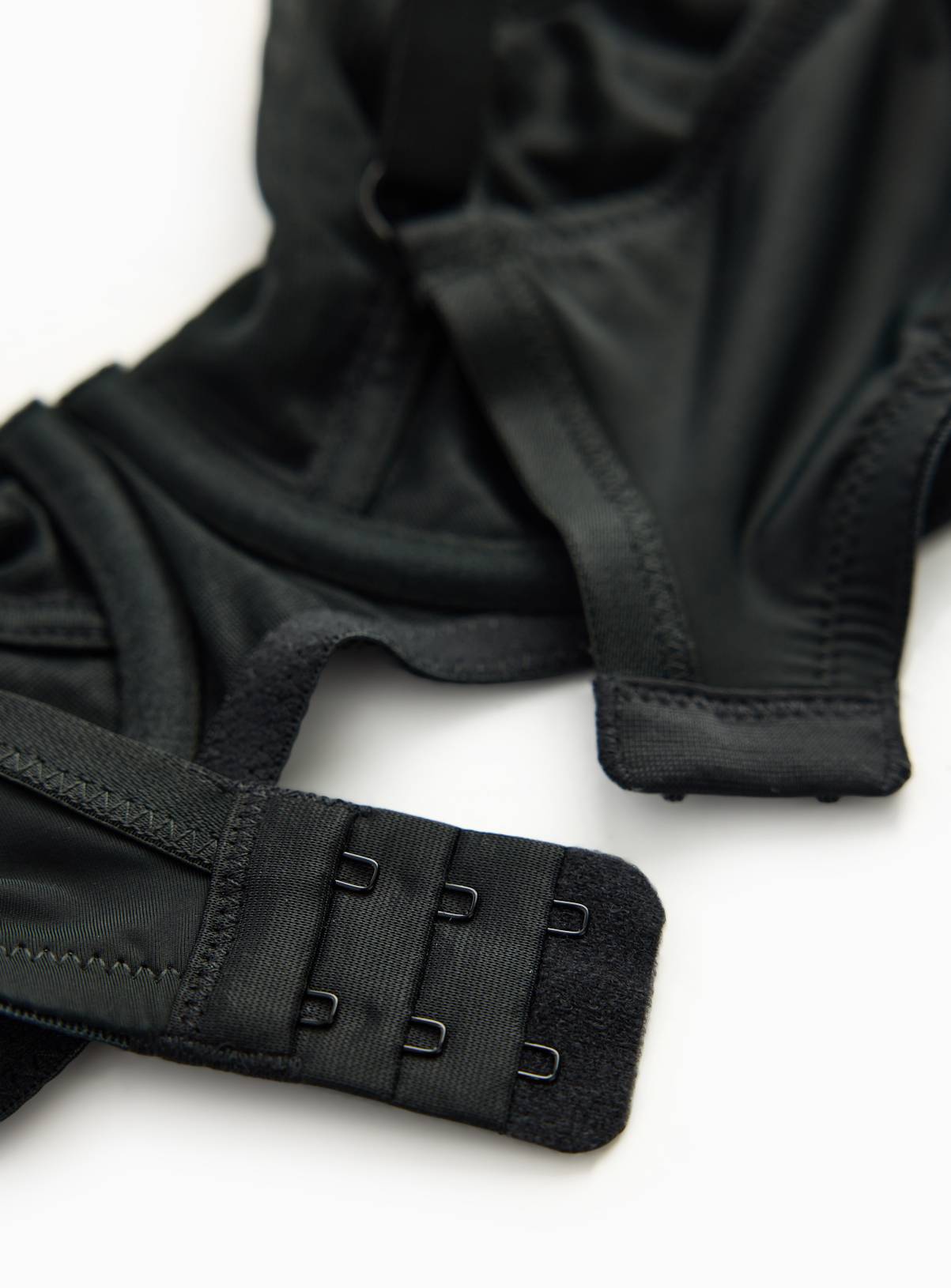 DD+ Plain Full Cup Underwired Bra 3 Pack 42GG - Image 4